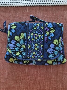 Vera Bradley Navy Quilted Floral Makeup Bag
